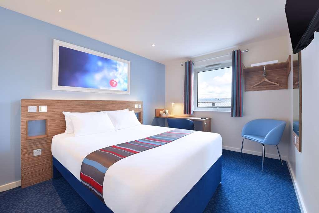Travelodge Caerphilly Szoba fotó